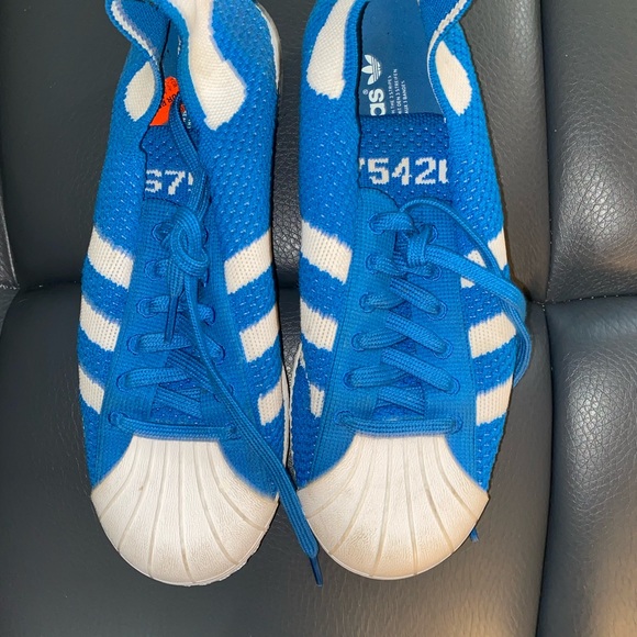 Adidas - Picture 1 of 2